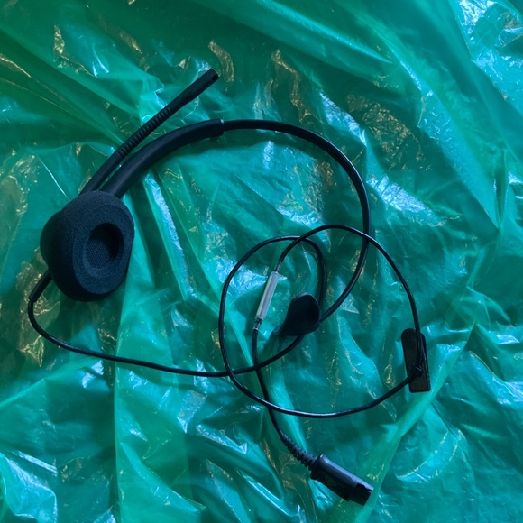 NWOT Plantronics SHS1890-10 Push-to-Talk Headset Amplifier with ear piece - Picture 5 of 6